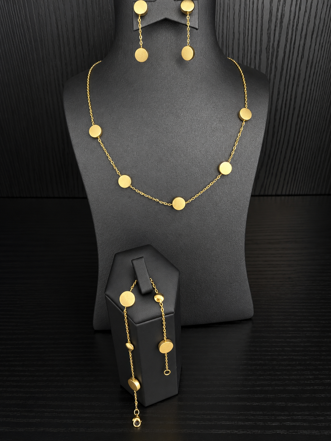 The Aura Set